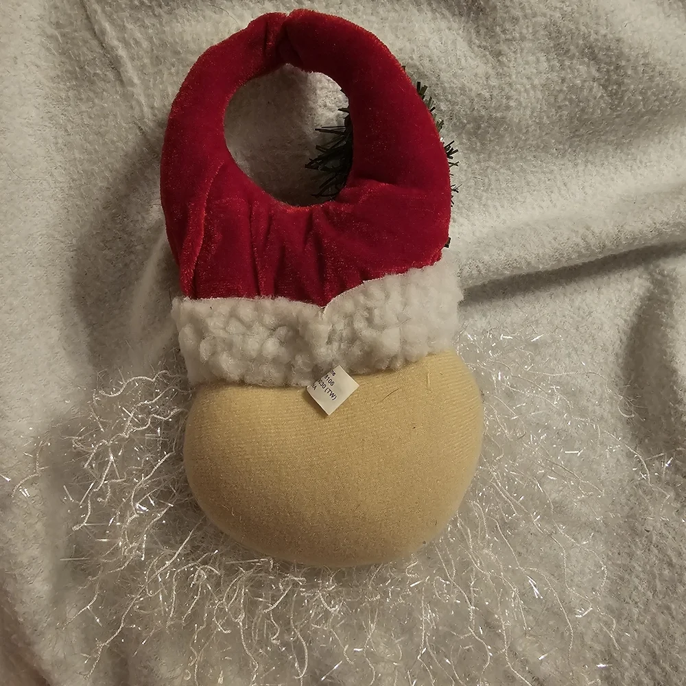 Bundle of Christmas decorations including vintage door hanger
